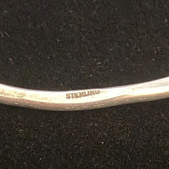 Solid Sterling Fishermans Loop Hook Bracelet - Picture 4 of 11